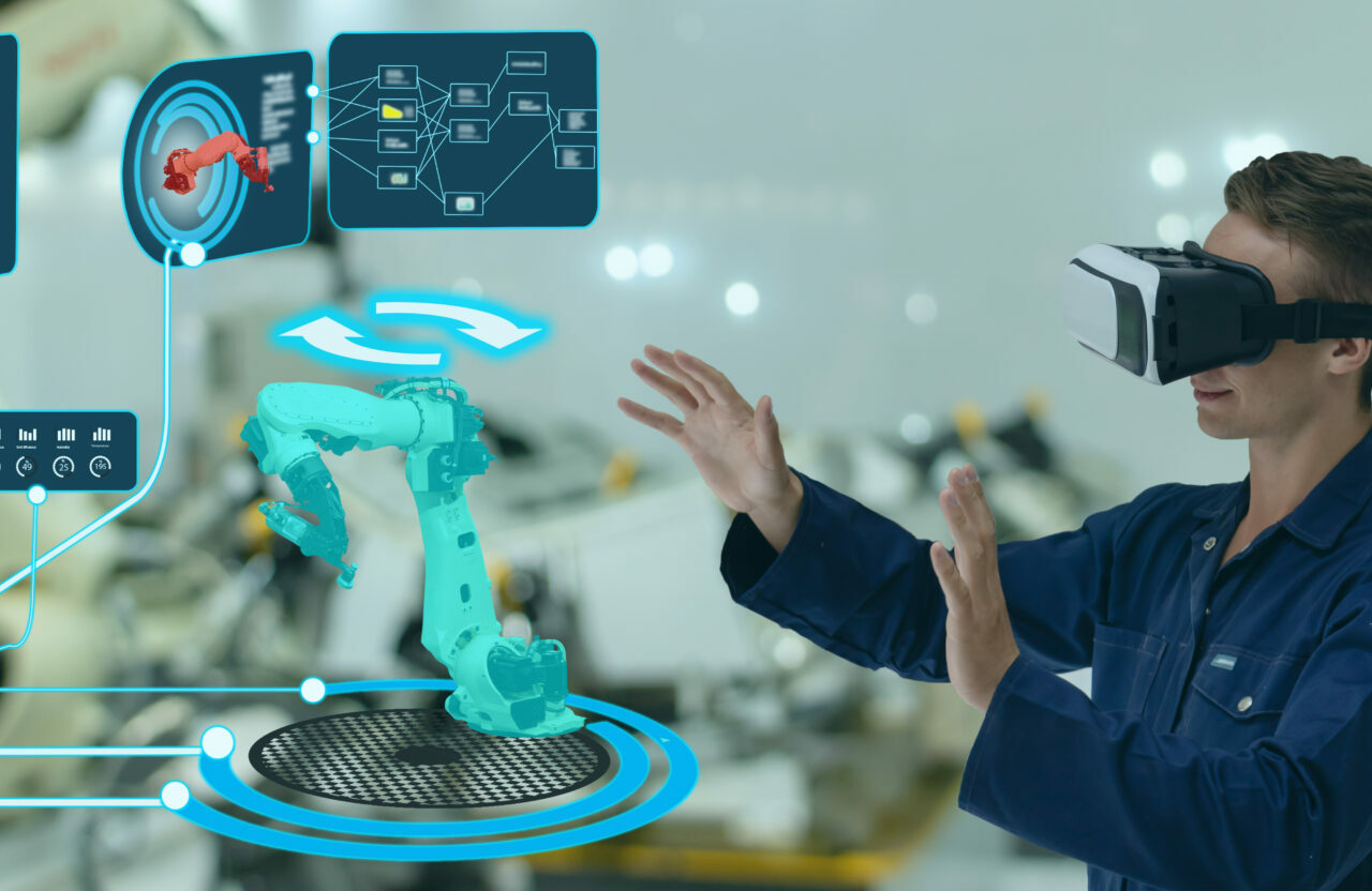 IoT-Smart-Technologie, futuristisch im Konzept der Industrie 4.0. Ingenieure verwenden augmentierte, gemischte virtuelle Realität für Ausbildung und Schulung, Reparaturen und Wartung, Verkauf, Produkt- und Standortdesign und mehr.